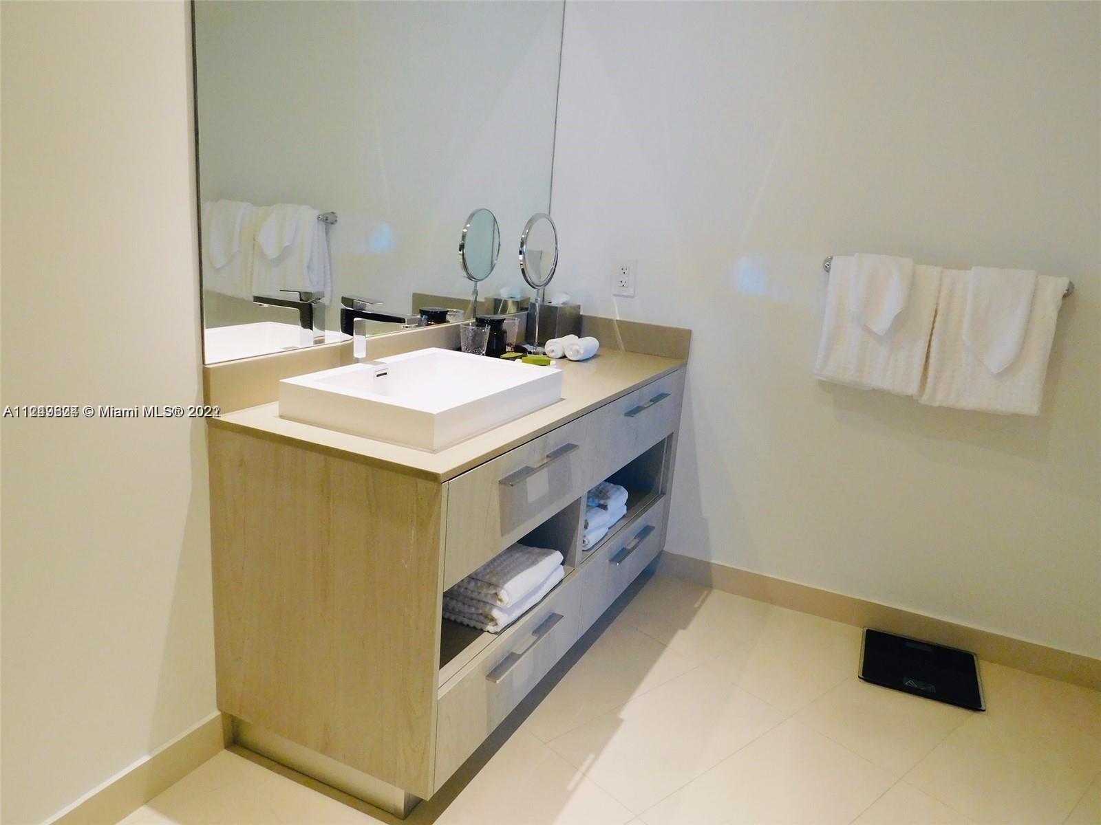 4111 S Ocean Dr #1004 Hollywood, FL 33019