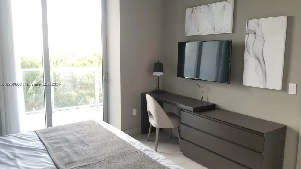4010 S Ocean Dr #R301 Hollywood, FL 33019