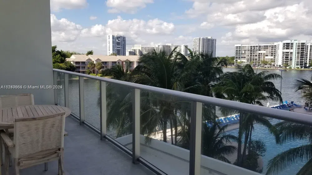 4010 S Ocean Dr #R301 Hollywood, FL 33019