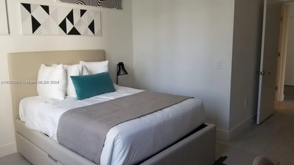 4010 S Ocean Dr #R301 Hollywood, FL 33019