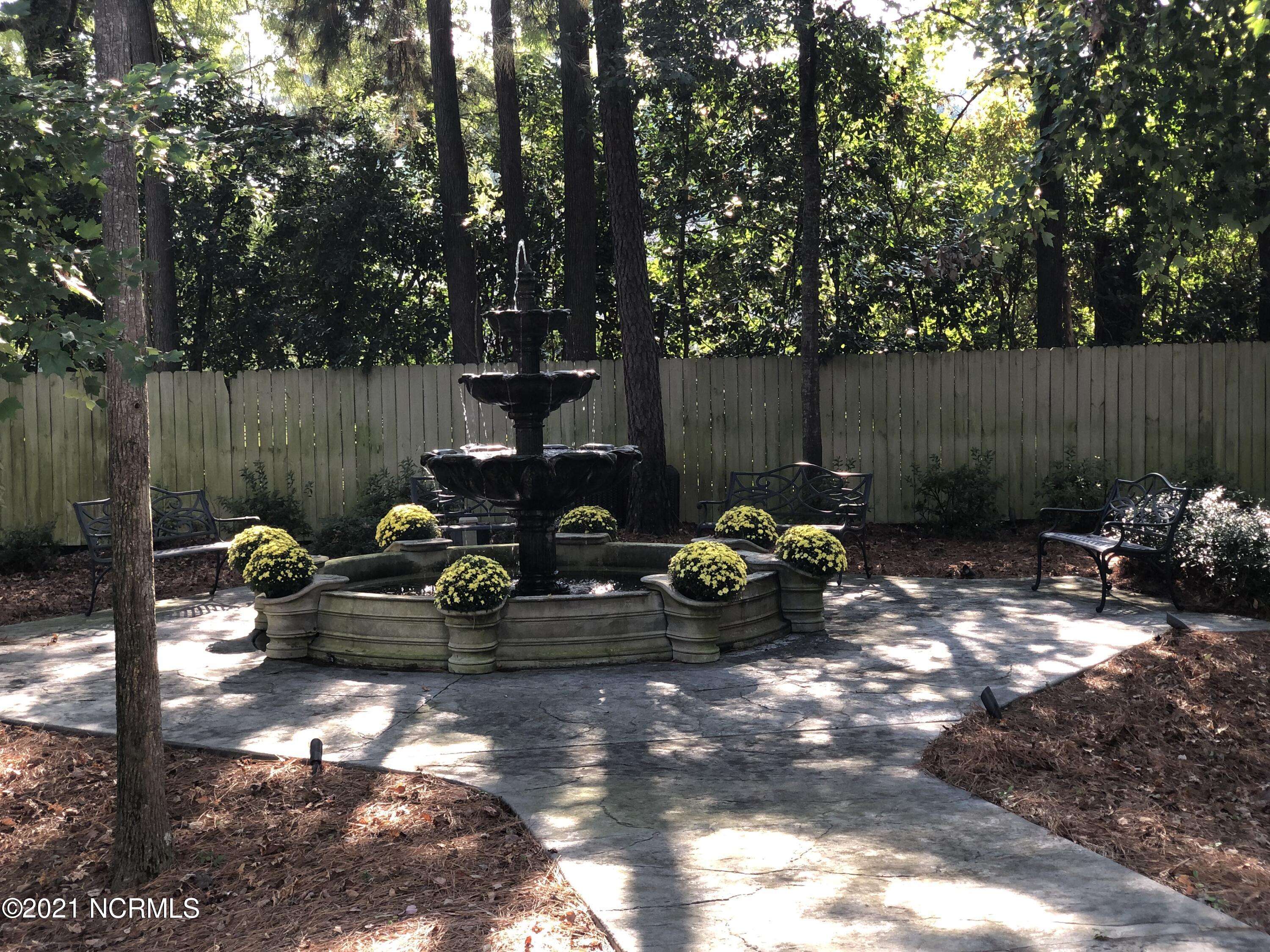 112 Village Circle Clinton, NC 28328