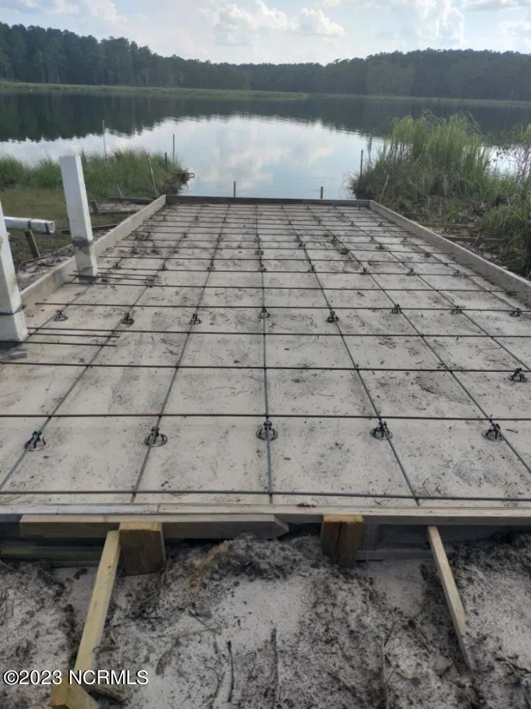 Lot 24 Bailey Pointe S/D Drive Belhaven, NC 27810