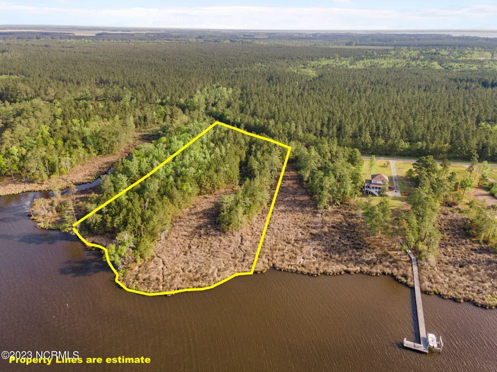 Lot 24 Bailey Pointe S/D Drive Belhaven, NC 27810