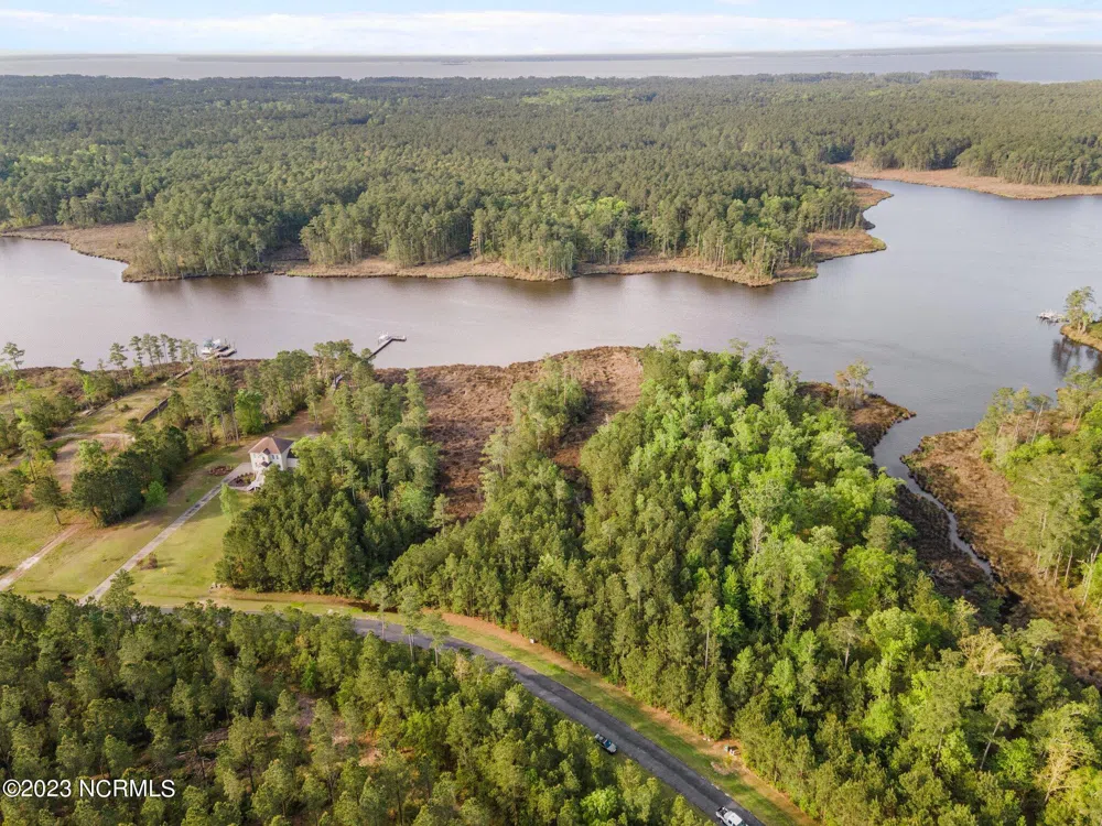 Lot 24 Bailey Pointe S/D Drive Belhaven, NC 27810