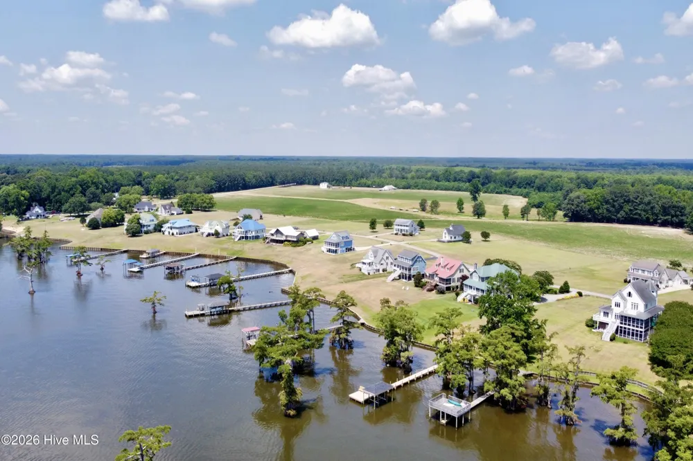 506 Batchelor Bay Drive Windsor, NC 27983