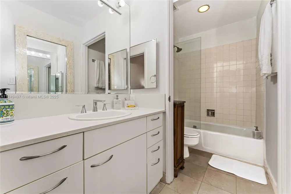 41217 Fisher Island Dr #41217 Miami Beach, FL 33109
