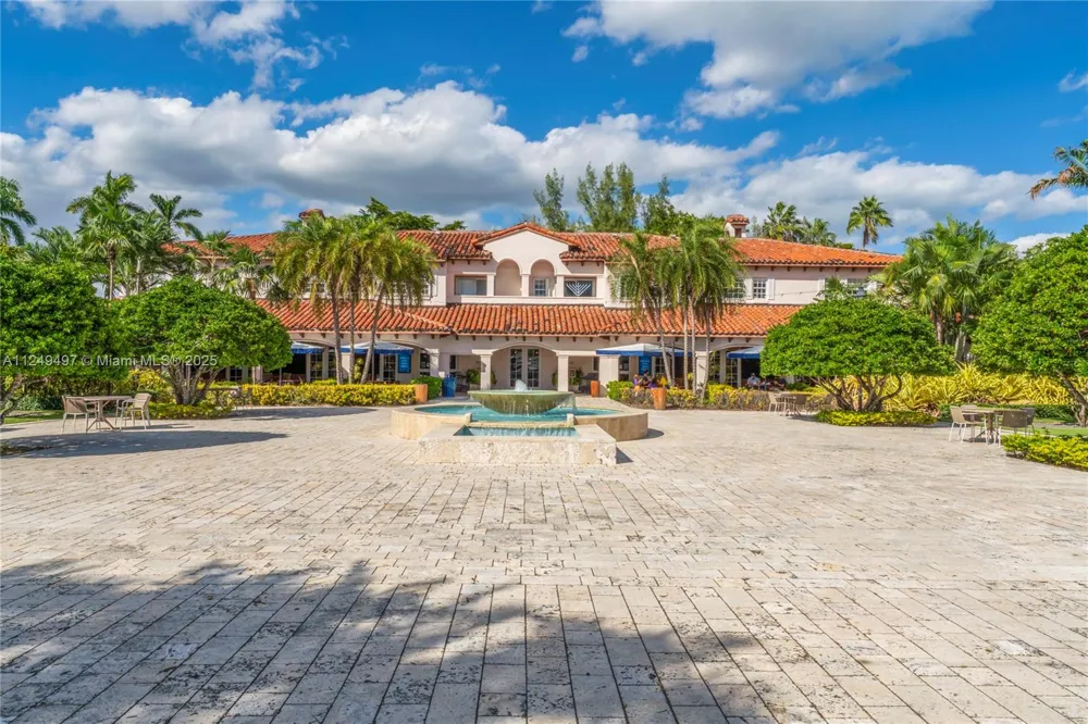 41217 Fisher Island Dr #41217 Miami Beach, FL 33109