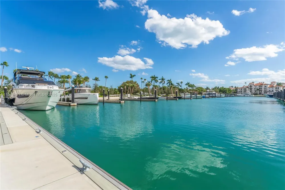 41217 Fisher Island Dr #41217 Miami Beach, FL 33109