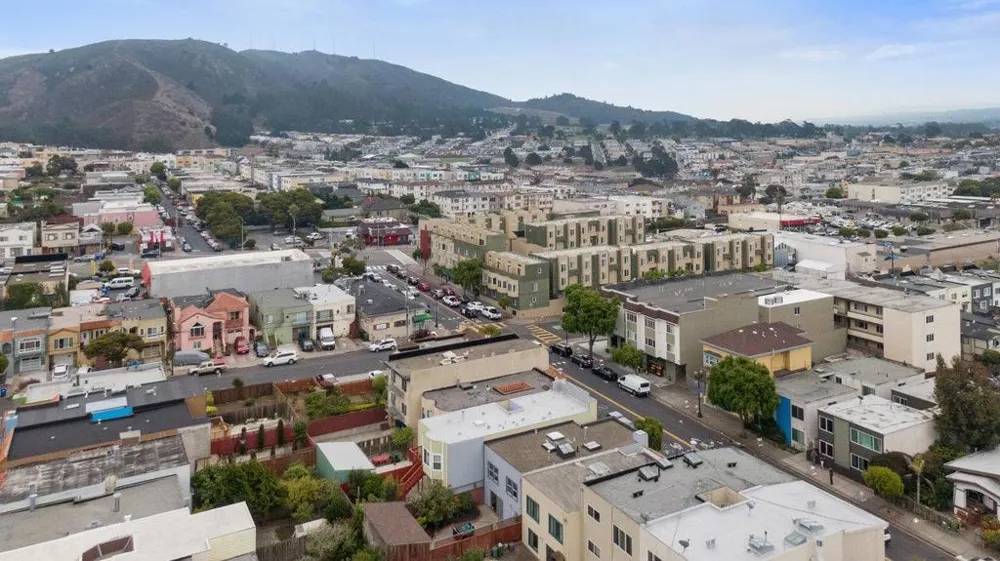 116 School Street Daly City, CA 94014