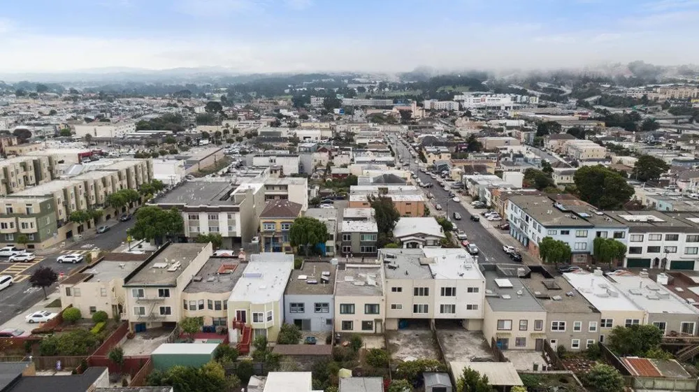 116 School Street Daly City, CA 94014
