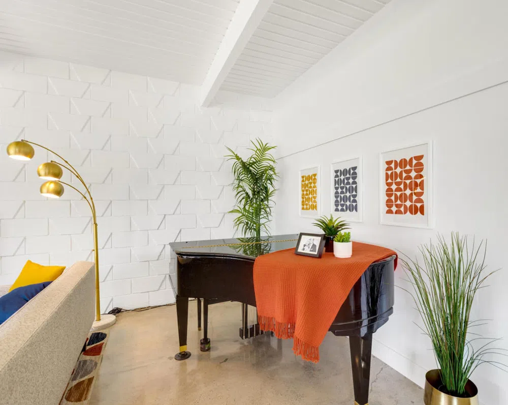 142 Sandpiper Street Palm Desert, CA 92260