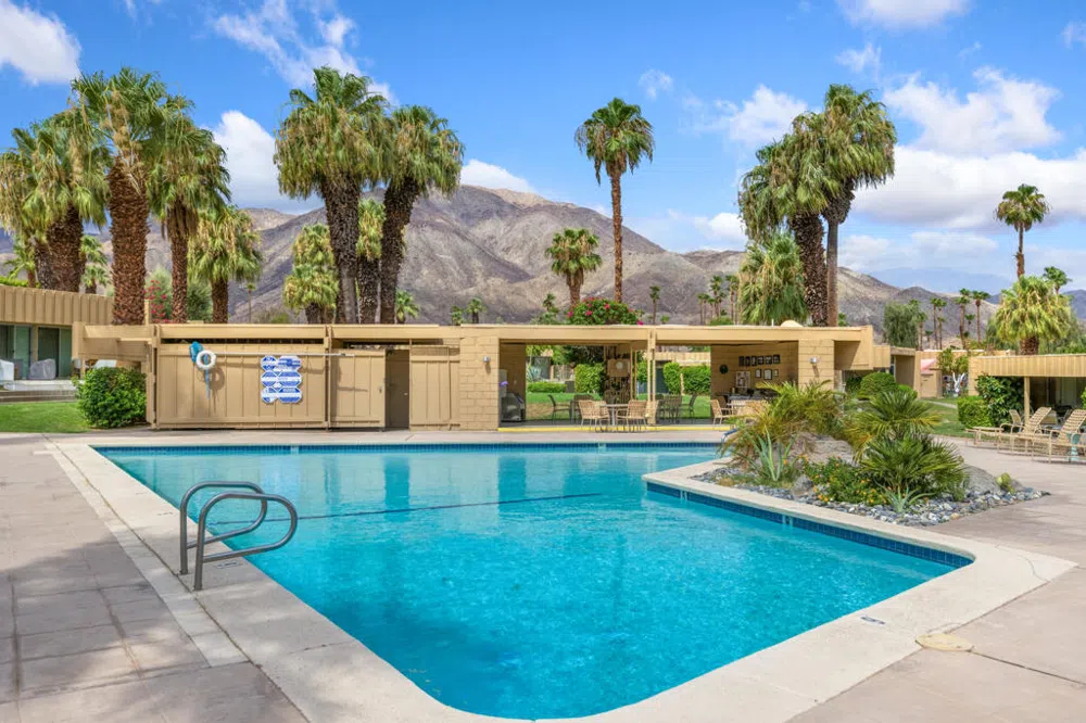 142 Sandpiper Street Palm Desert, CA 92260