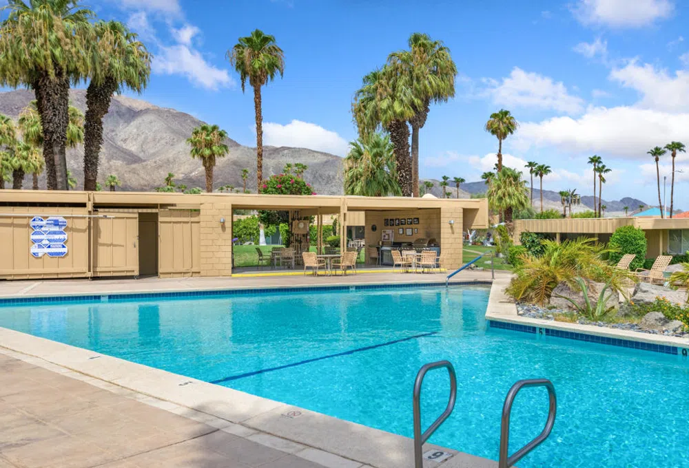 142 Sandpiper Street Palm Desert, CA 92260