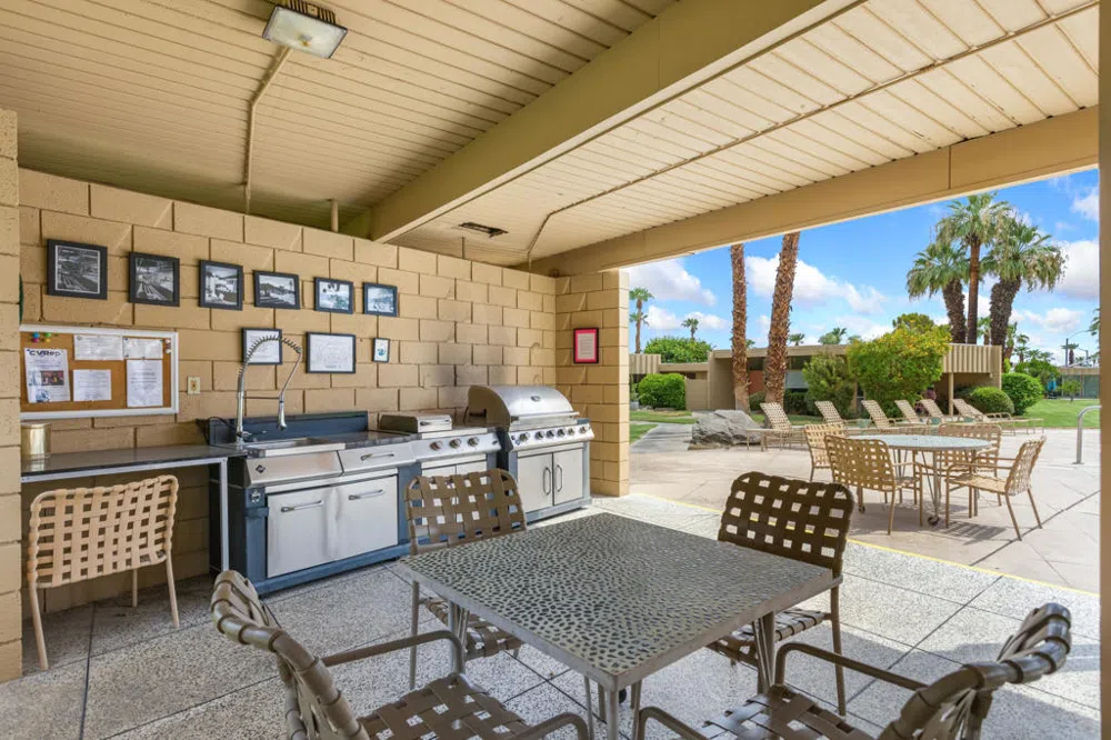 142 Sandpiper Street Palm Desert, CA 92260