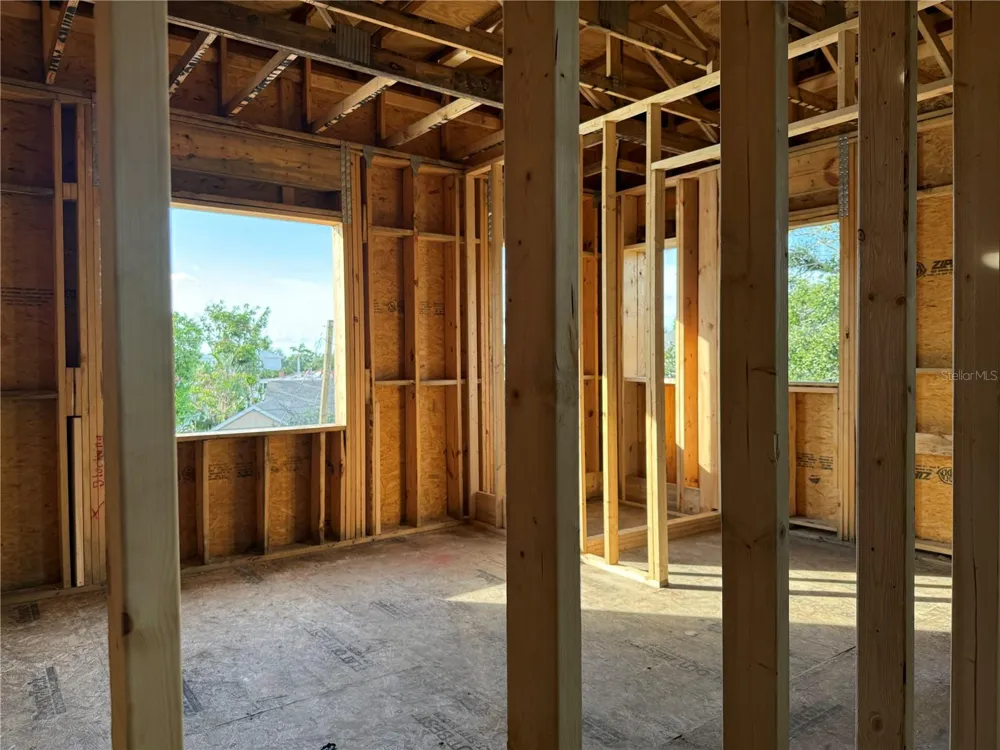 2417 S DUNDEE STREET Tampa, FL 33629