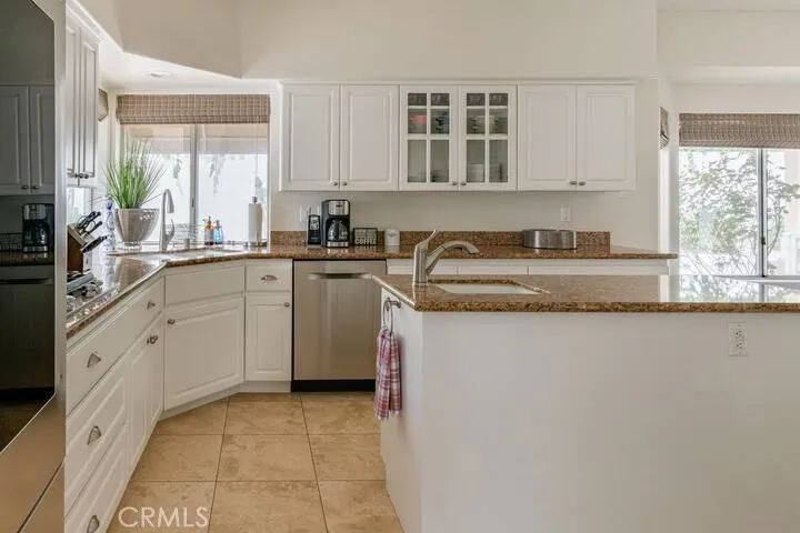 44451 Kings Canyon Lane Palm Desert, CA 92260