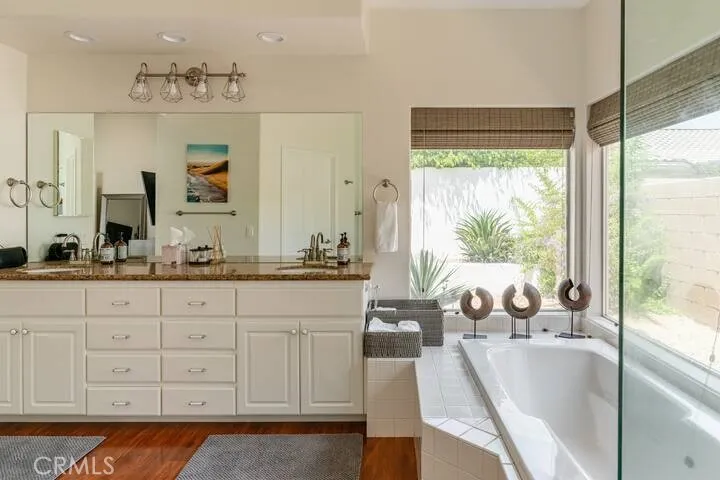 44451 Kings Canyon Lane Palm Desert, CA 92260