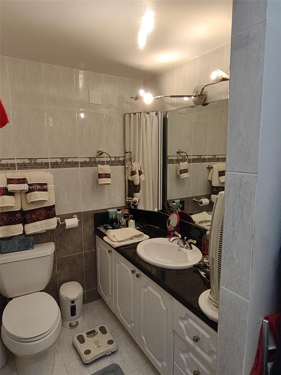 4747 Collins Ave #107 Miami Beach, FL 33140