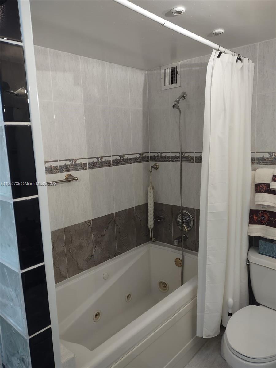 4747 Collins Ave #107 Miami Beach, FL 33140