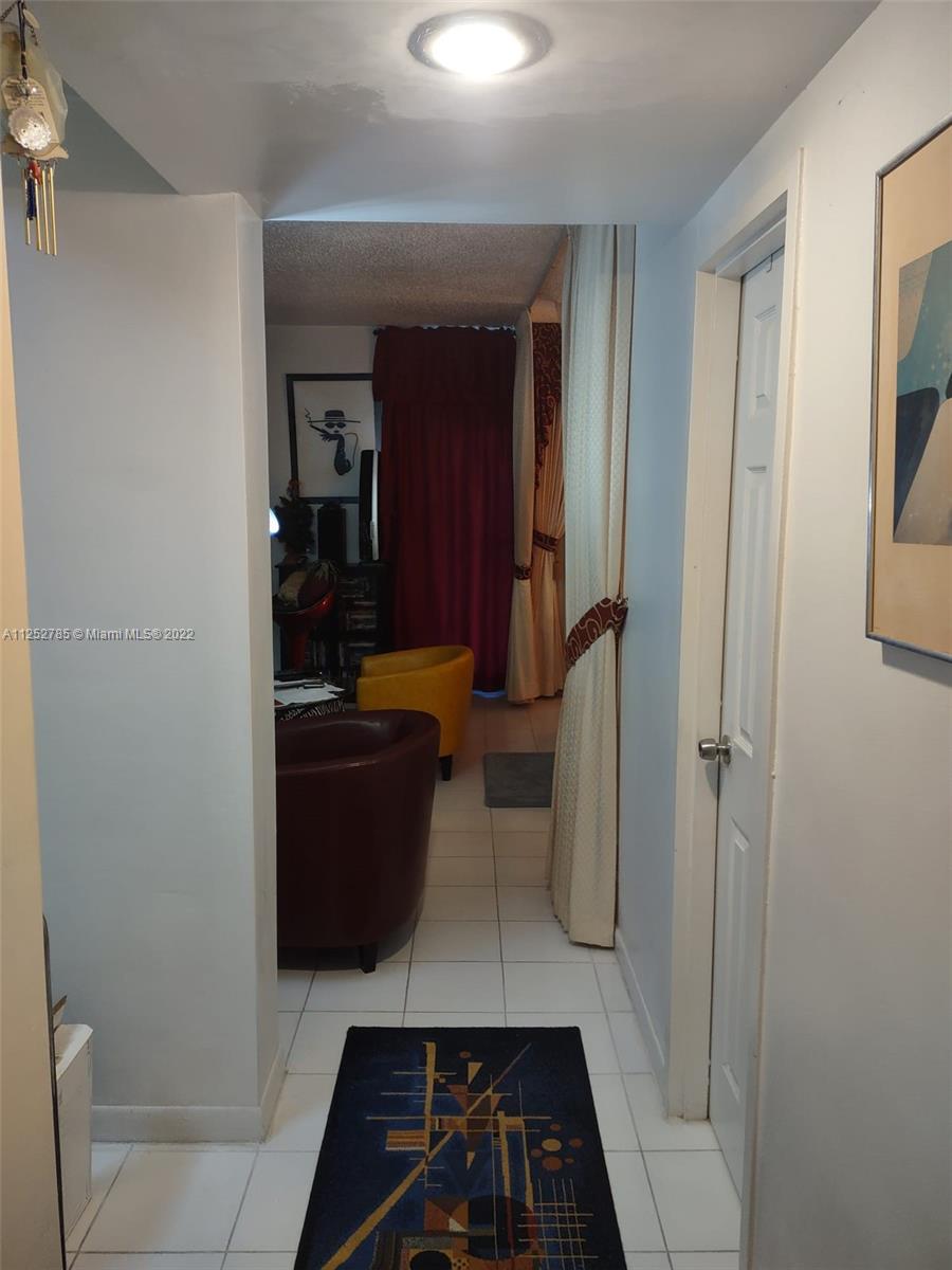 4747 Collins Ave #107 Miami Beach, FL 33140