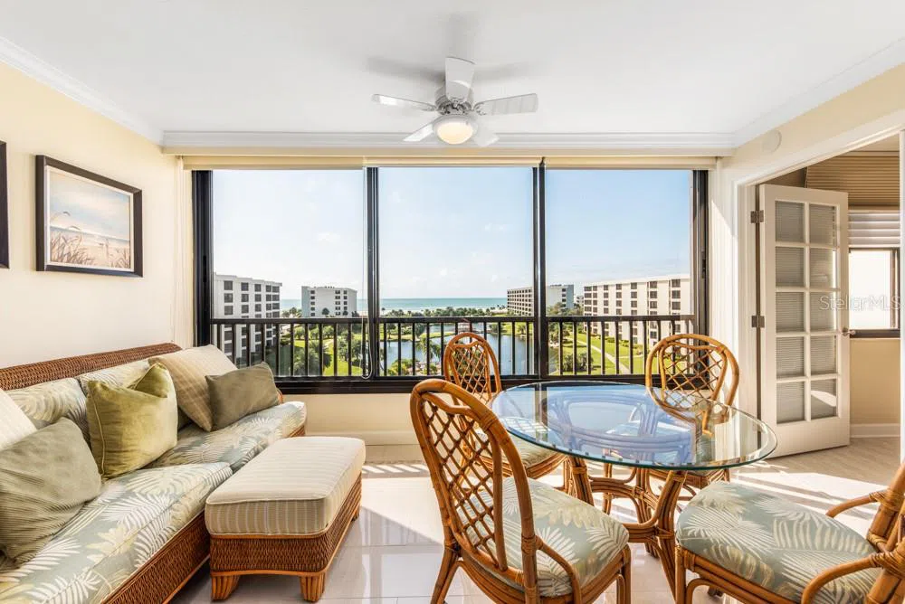 5770 MIDNIGHT PASS ROAD #605 Sarasota, FL 34242