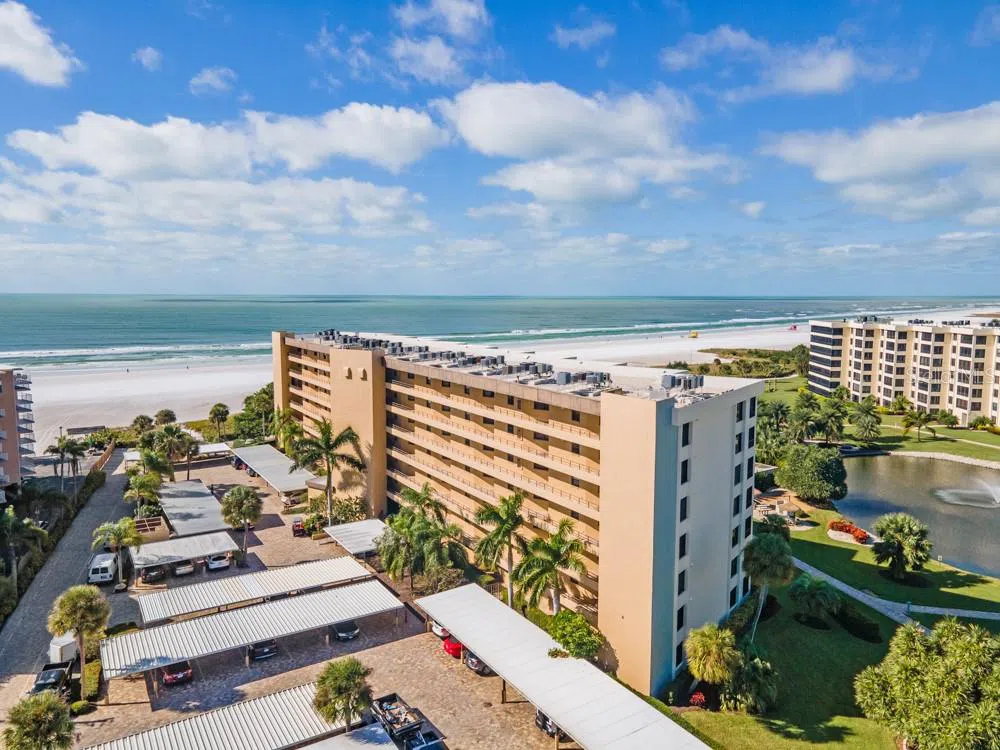5770 MIDNIGHT PASS ROAD #605 Sarasota, FL 34242