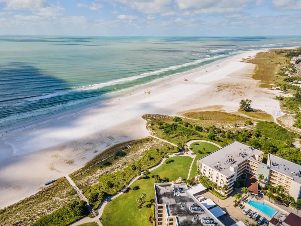 5770 MIDNIGHT PASS ROAD #605 Sarasota, FL 34242