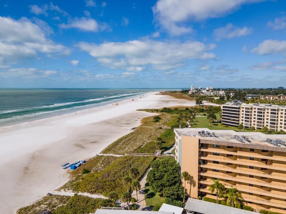 5770 MIDNIGHT PASS ROAD #605 Sarasota, FL 34242