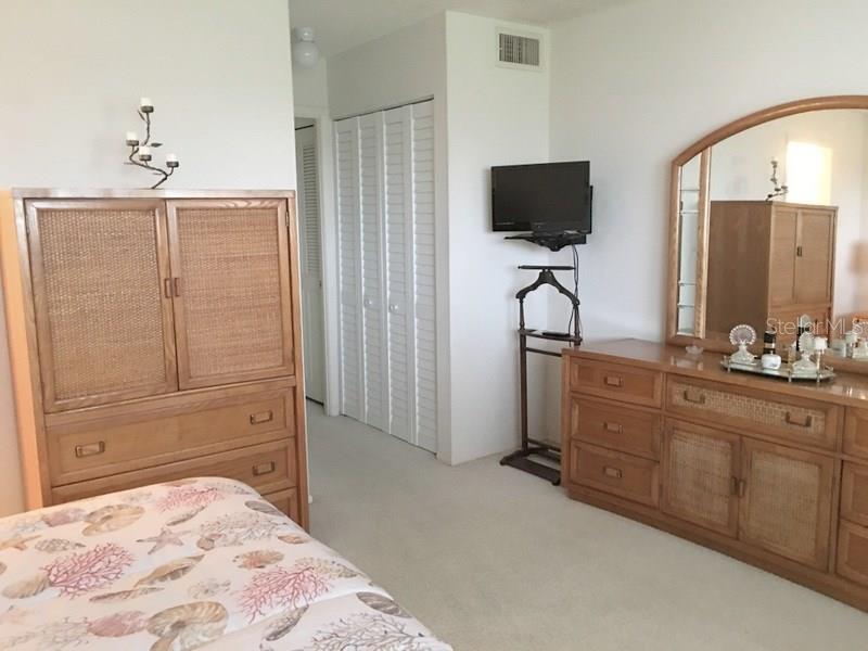 3660 IRONWOOD CIRCLE #503M Bradenton, FL 34209