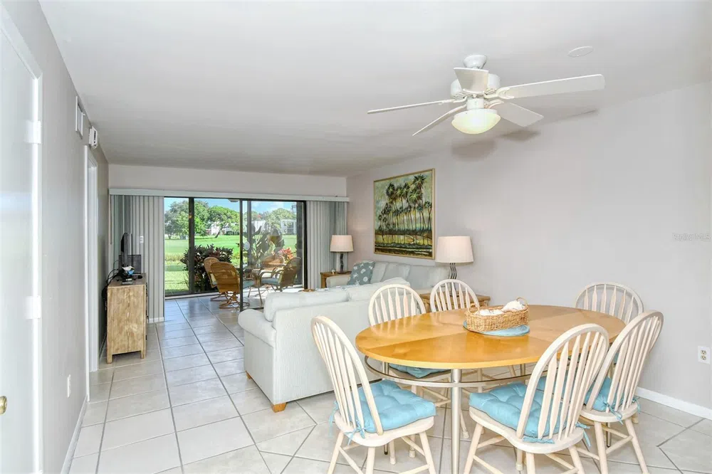 5133 WILLOW LINKS #11 Sarasota, FL 34235