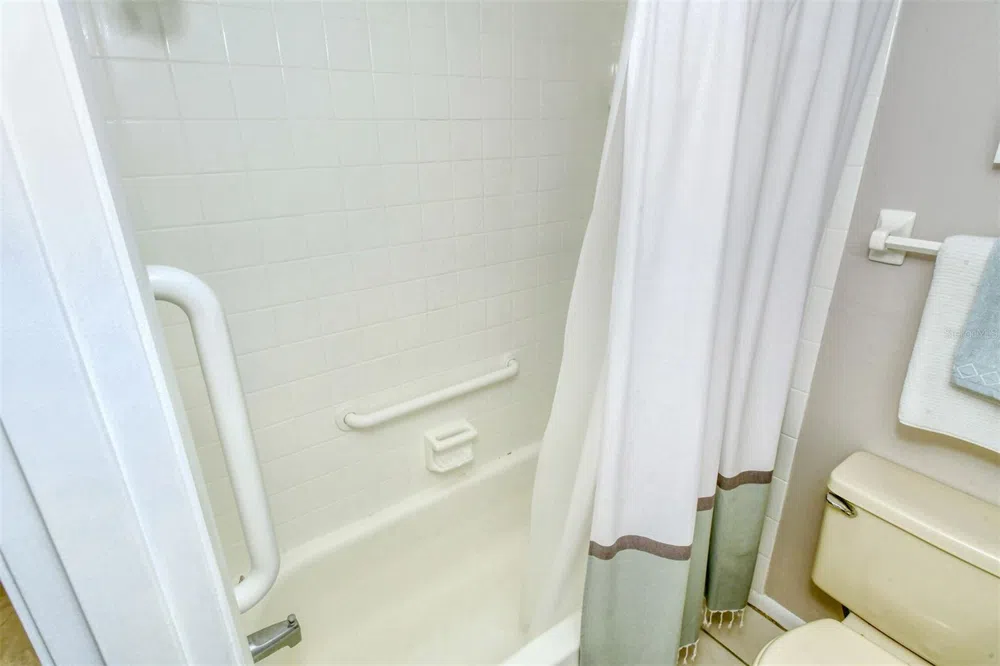 5133 WILLOW LINKS #11 Sarasota, FL 34235