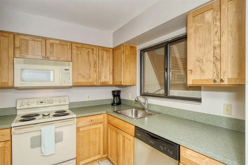 5133 WILLOW LINKS #11 Sarasota, FL 34235