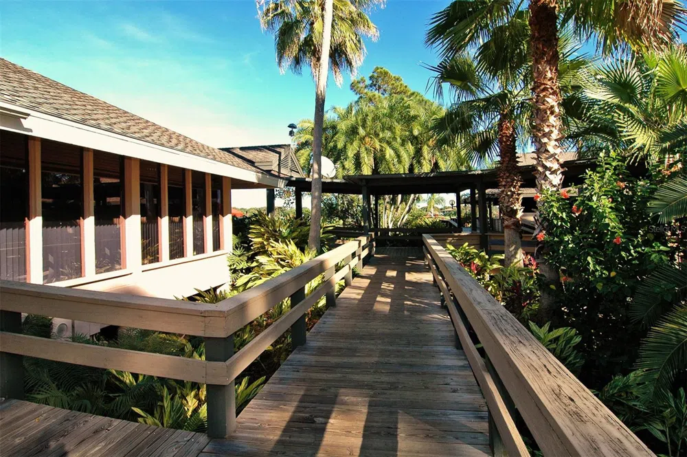 5133 WILLOW LINKS #11 Sarasota, FL 34235