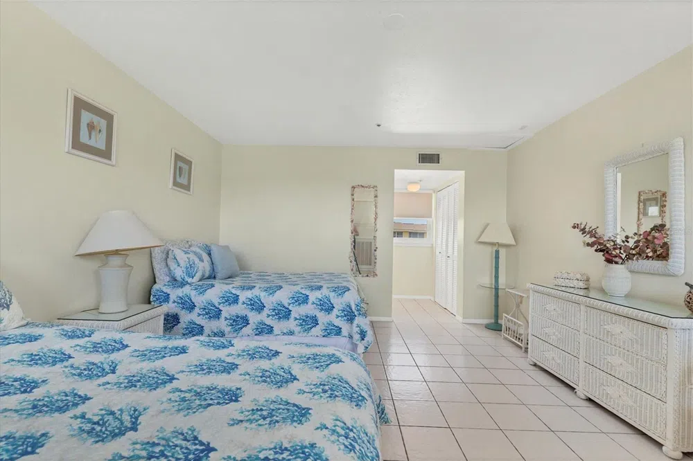 9400 LITTLE GASPARILLA ISLAND #E2 Placida, FL 33946