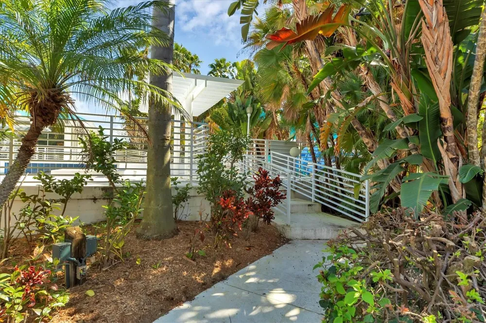 8272 HARBORSIDE CIRCLE Englewood, FL 34224