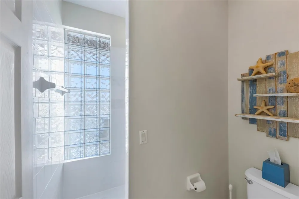 8272 HARBORSIDE CIRCLE Englewood, FL 34224