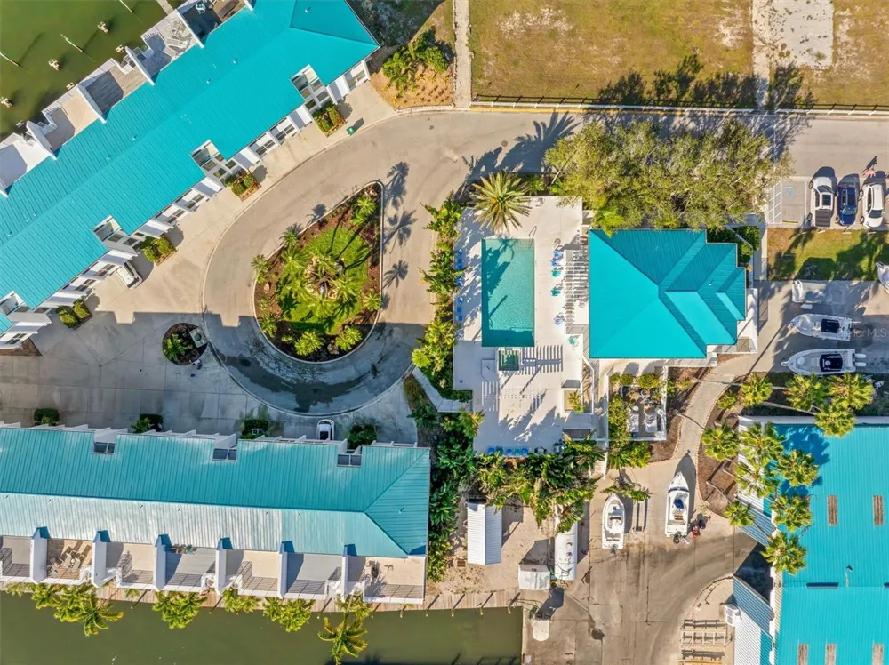 8272 HARBORSIDE CIRCLE Englewood, FL 34224
