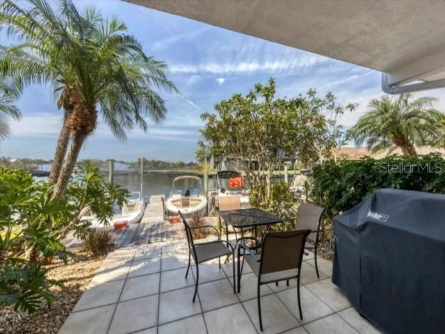 8272 HARBORSIDE CIRCLE Englewood, FL 34224
