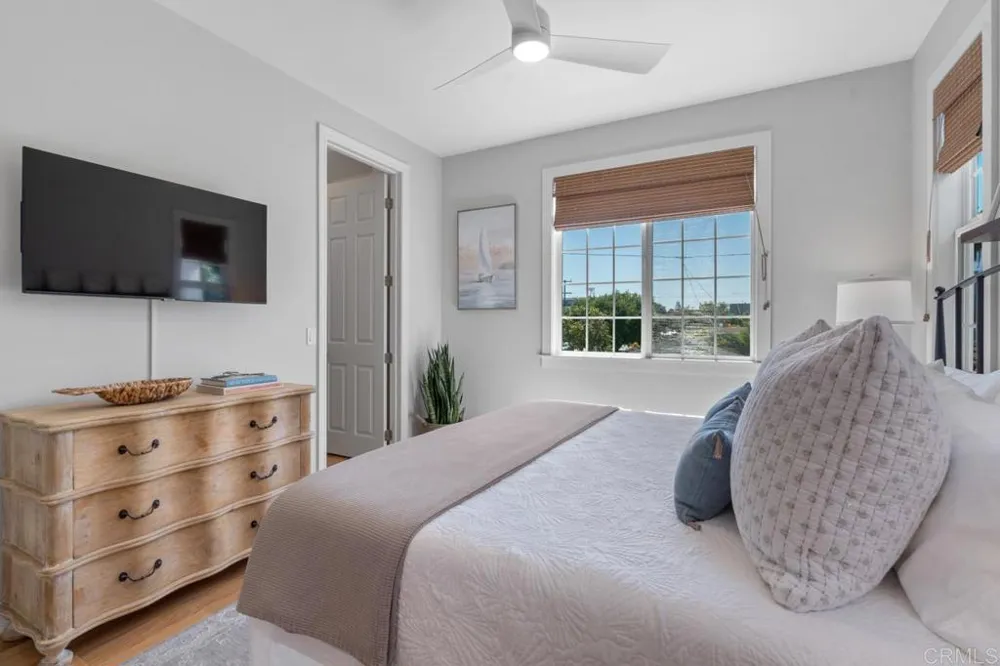 701 H AVENUE Coronado, CA 92118