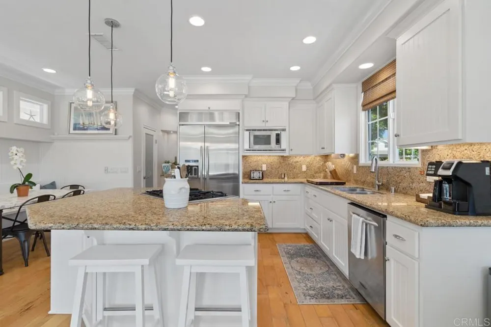 701 H AVENUE Coronado, CA 92118