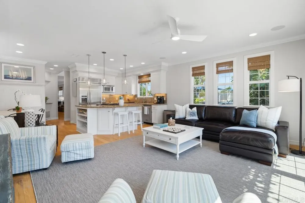701 H AVENUE Coronado, CA 92118