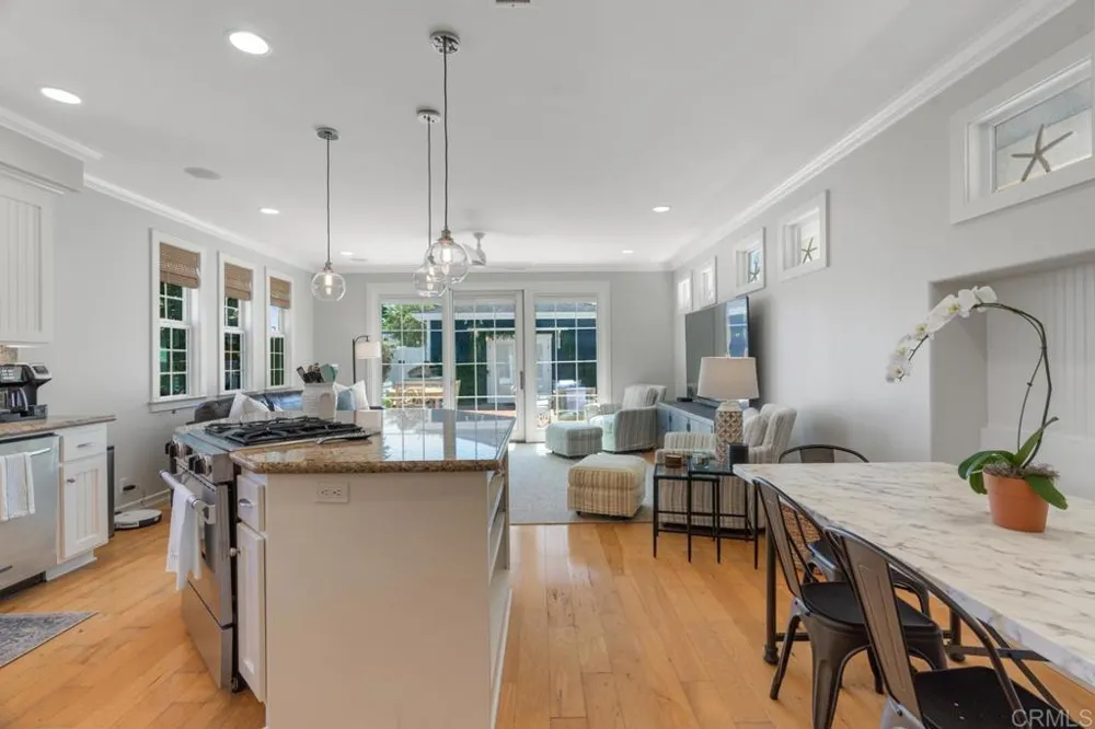 701 H AVENUE Coronado, CA 92118