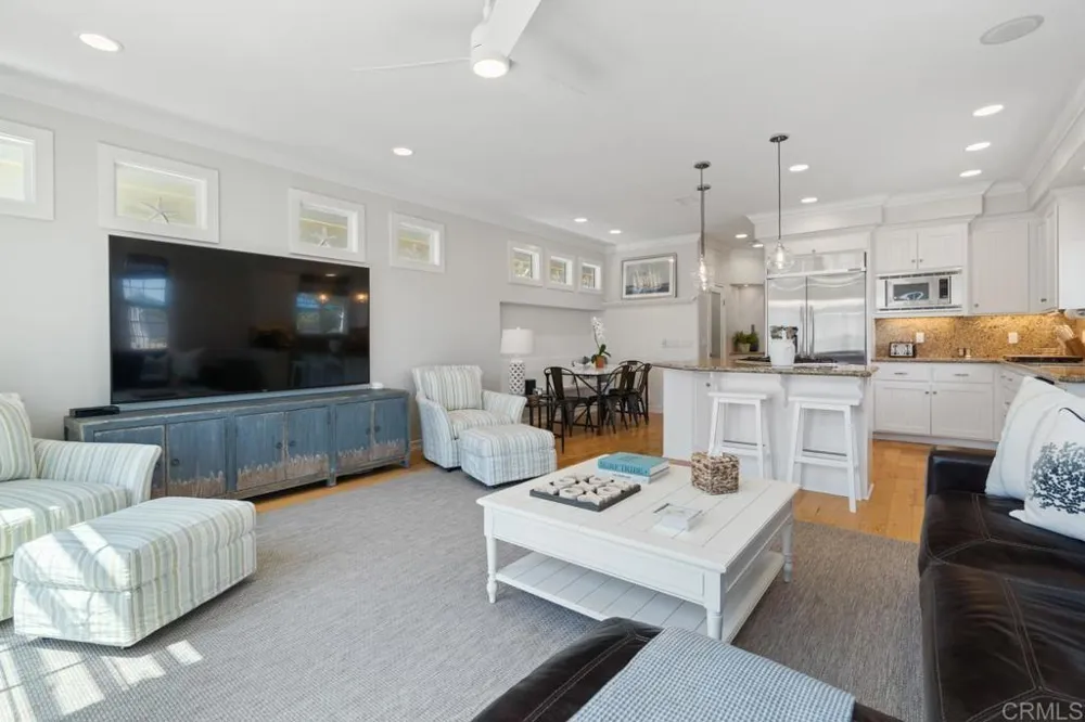 701 H AVENUE Coronado, CA 92118