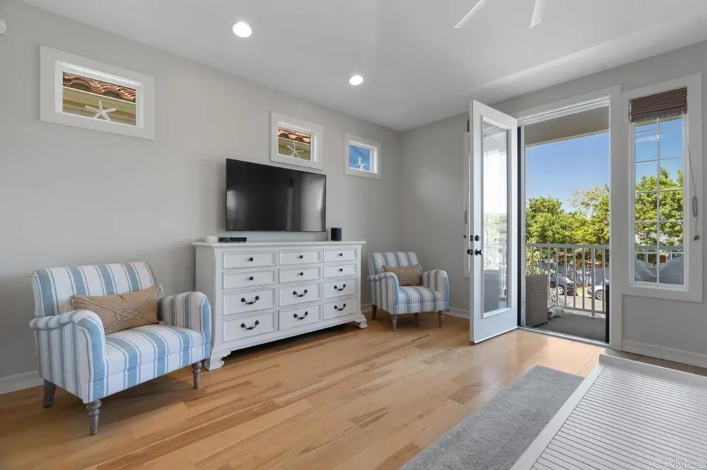 701 H AVENUE Coronado, CA 92118