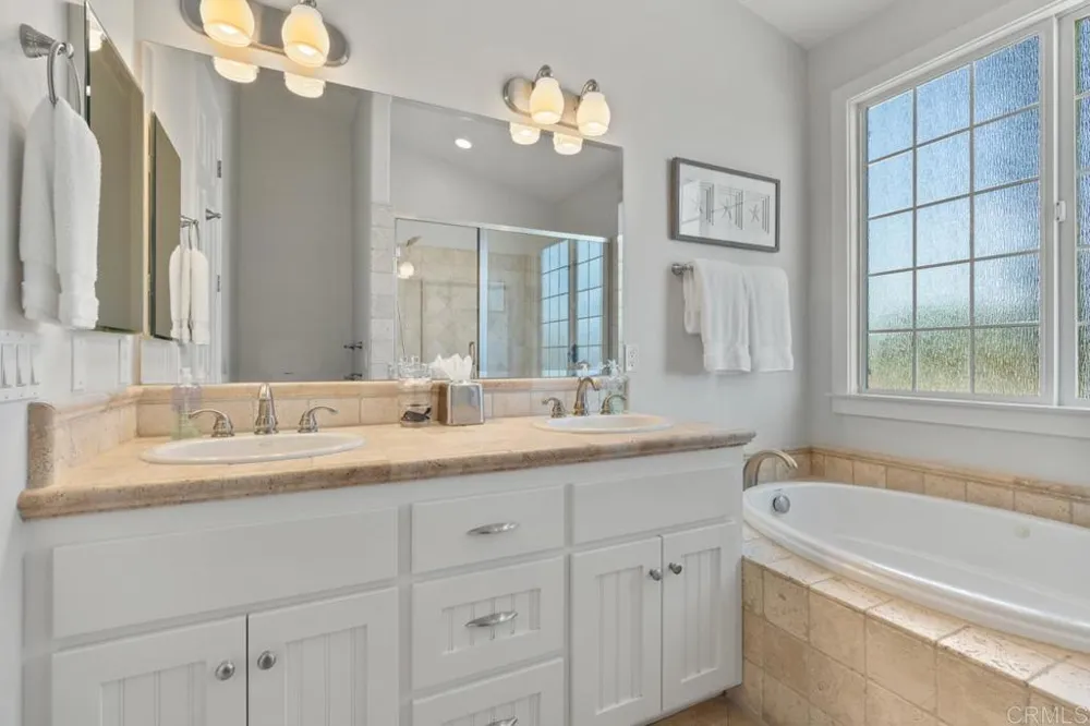 701 H AVENUE Coronado, CA 92118