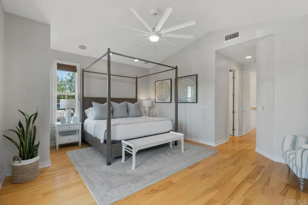 701 H AVENUE Coronado, CA 92118