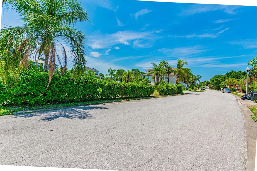 KETCH COURT Tarpon Springs, FL 34689