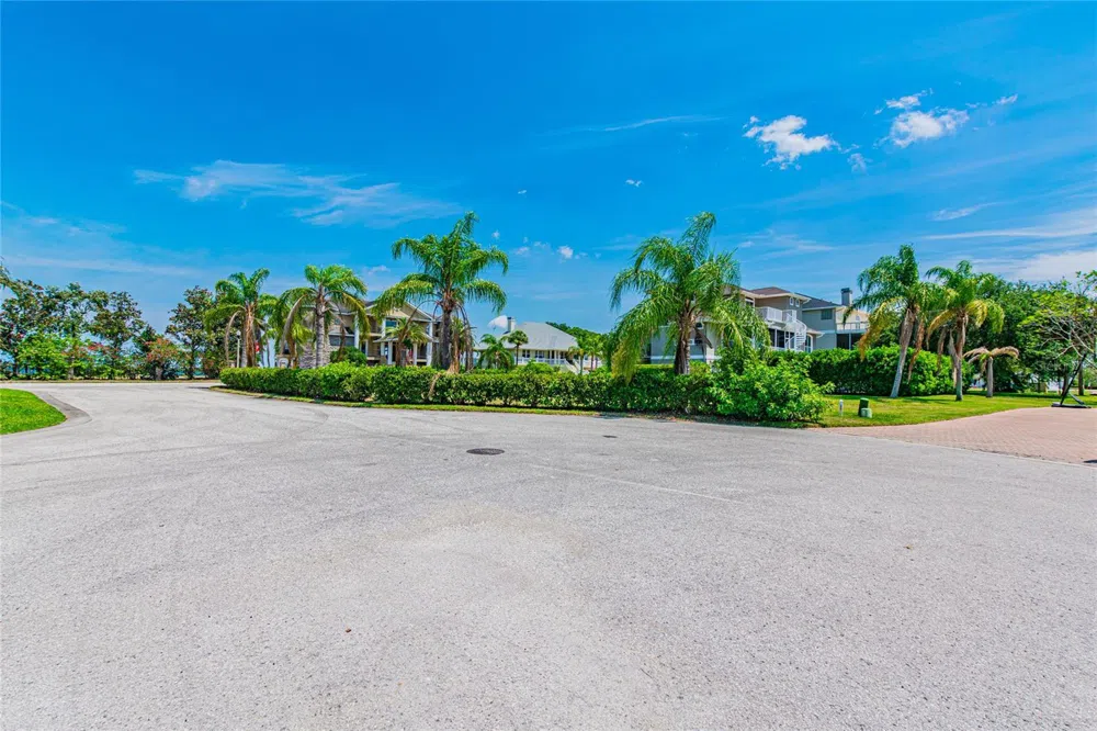 KETCH COURT Tarpon Springs, FL 34689