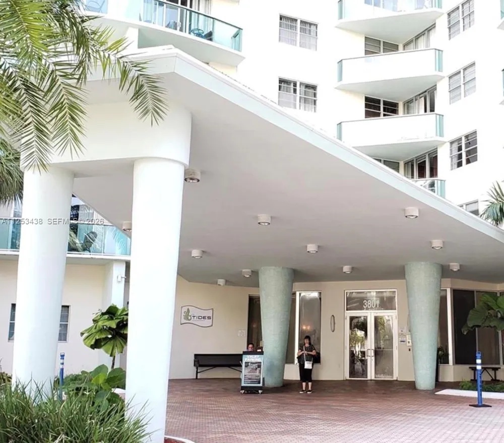 3801 S Ocean Dr #3C Hollywood, FL 33019