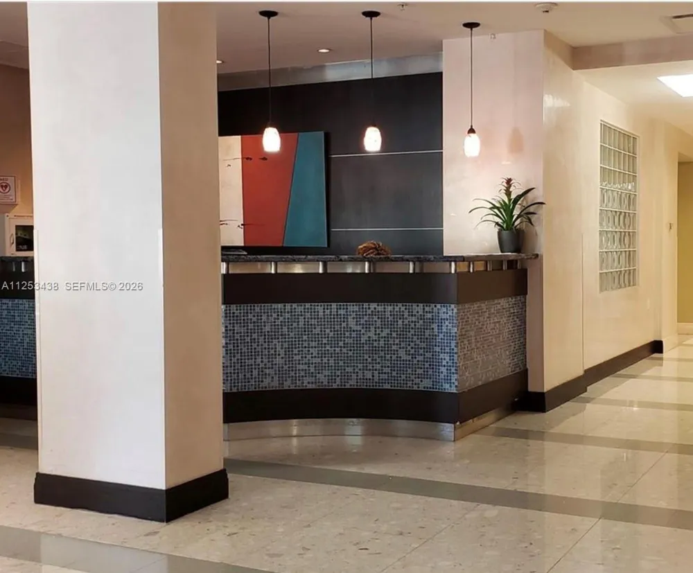 3801 S Ocean Dr #3C Hollywood, FL 33019